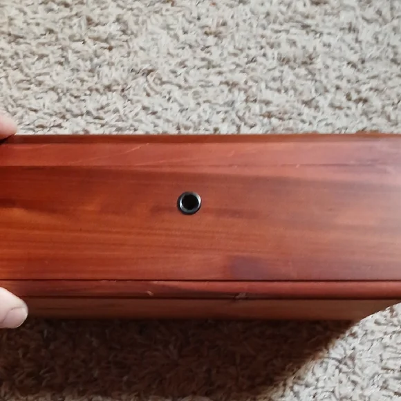 Lane Mini Cedar Chest - Picture 2 of 10